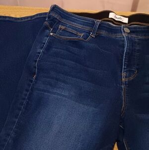 Angels Forever Young 16W Blue Jeans